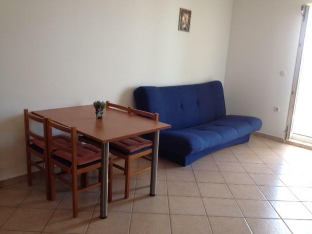 Apartments Isabella - Family Only คุสติชี ภายนอก รูปภาพ